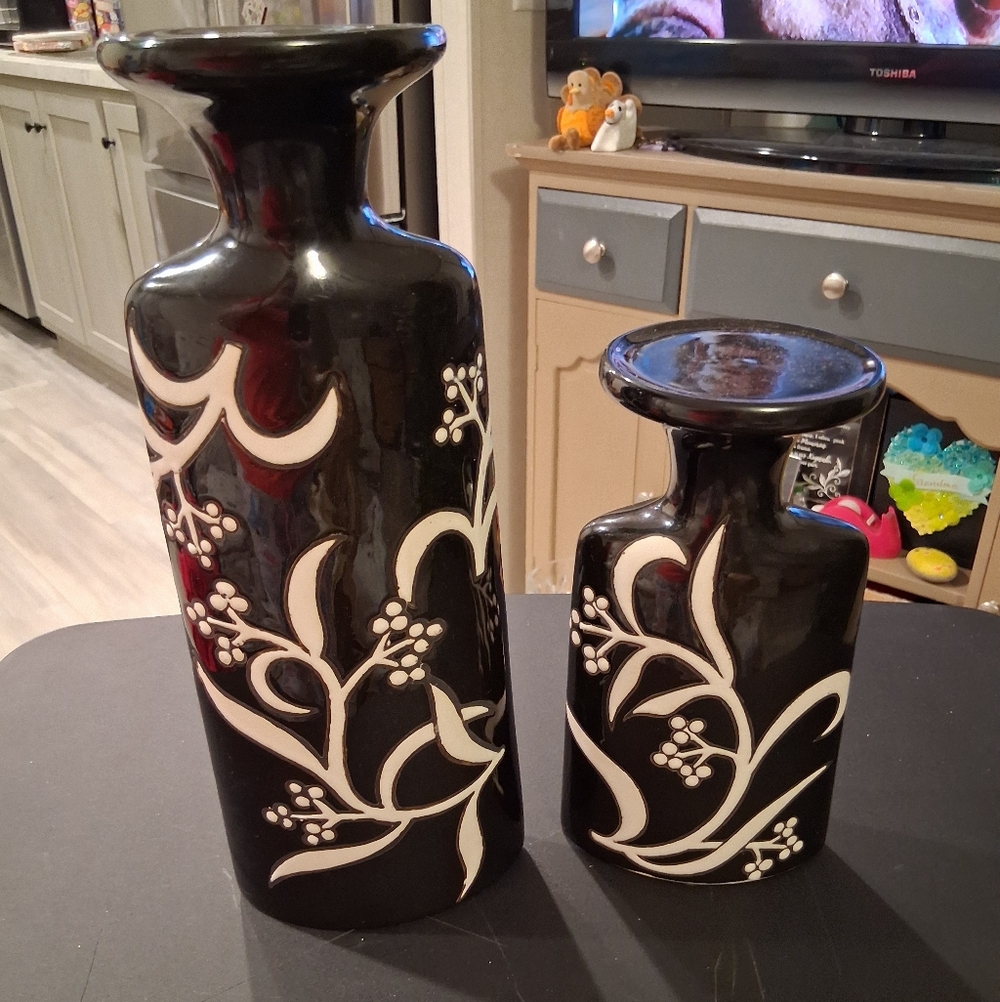 Elegant Black and White Floral Candle Holders